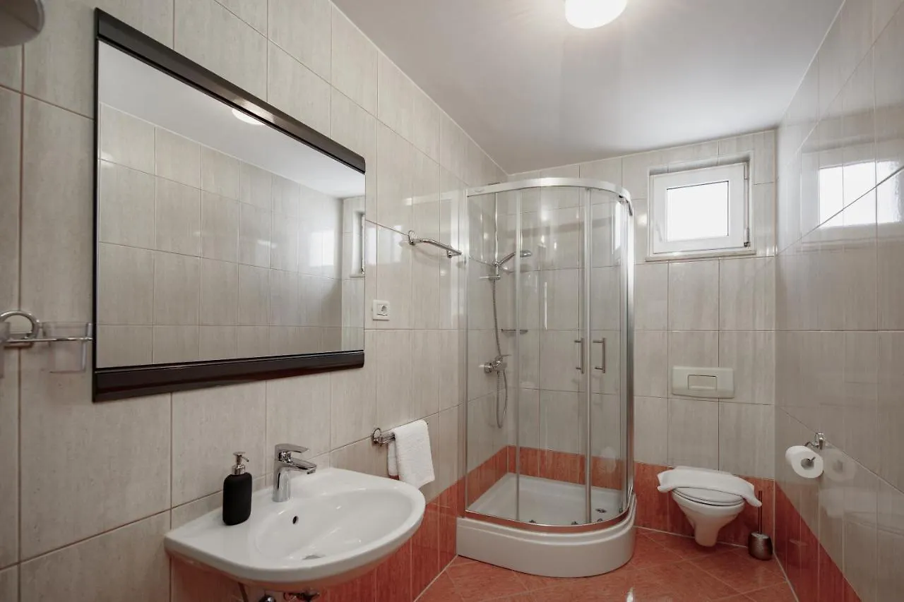 Apartment Zara Icici